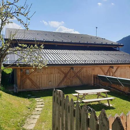 App. Monte Pore - Agriturismo La Majon Colle Santa Lucia Exterior foto